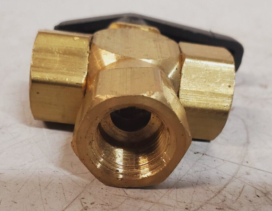 1/2" Female NPT Panel Mount Diverting Brass Valve