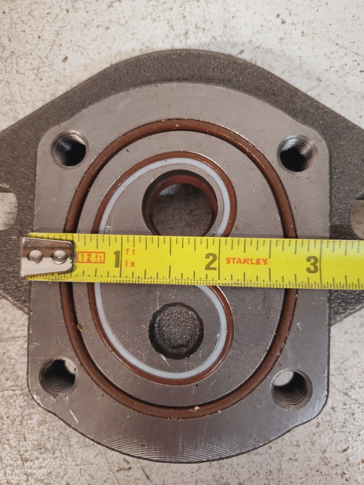 Mounting Flange for Hydraulic Pump 0.750 | 1.250 | 0.615