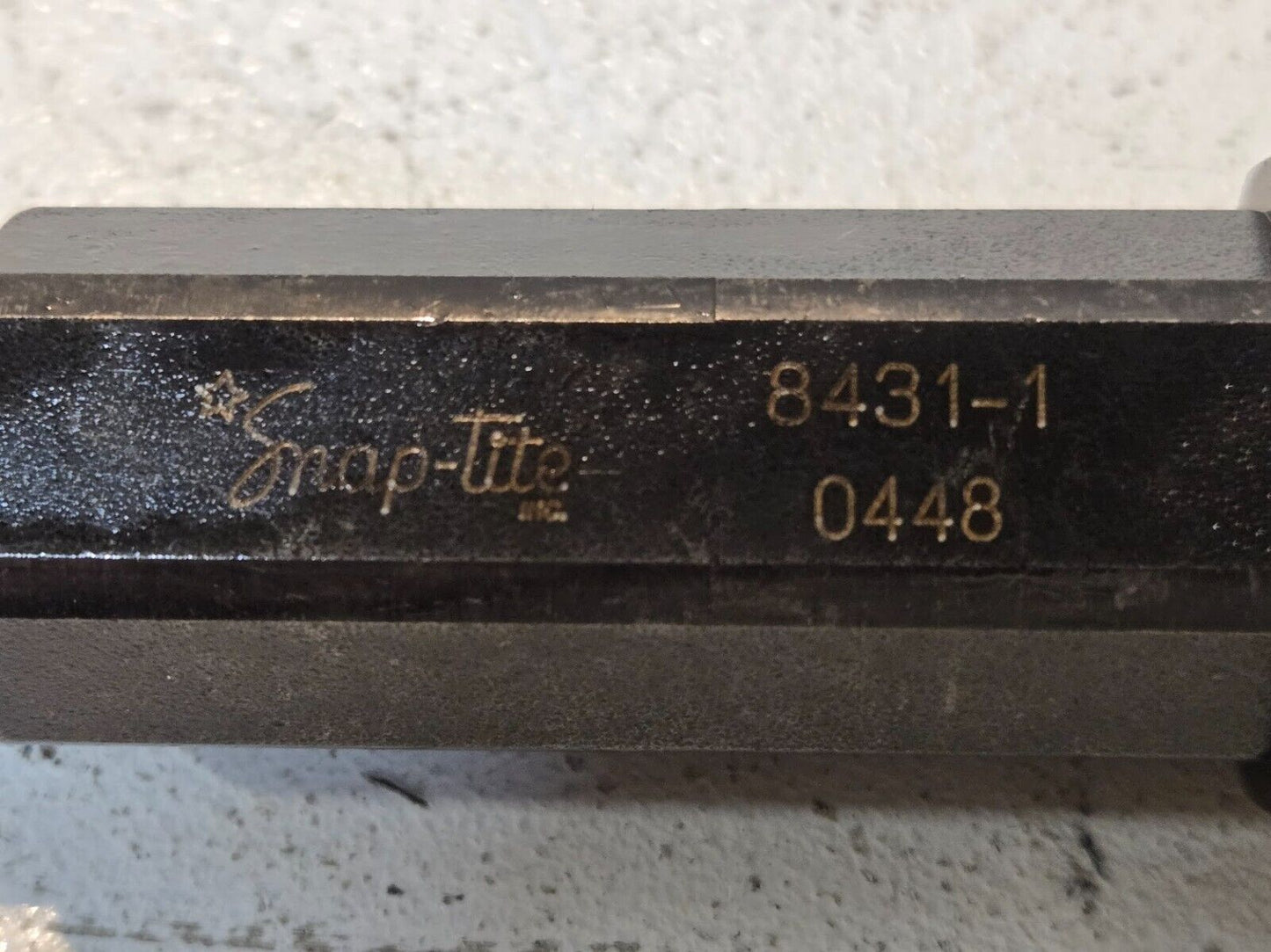 Snap-Tite Hydraulic Valve 8431-1 0448