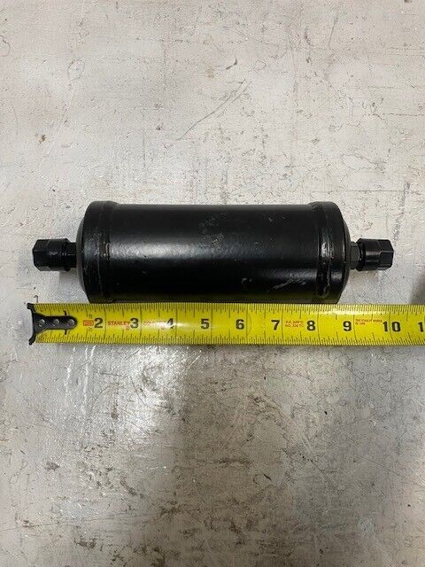 Black Filter Receiver Drier 10-1/2" Length 3-1/4" Wide GH09 P110027 3/4