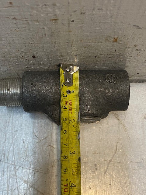 Crouse-Hinds EYS21 3/4" Malleable Conduit Sealing Fitting Female & Male Ends