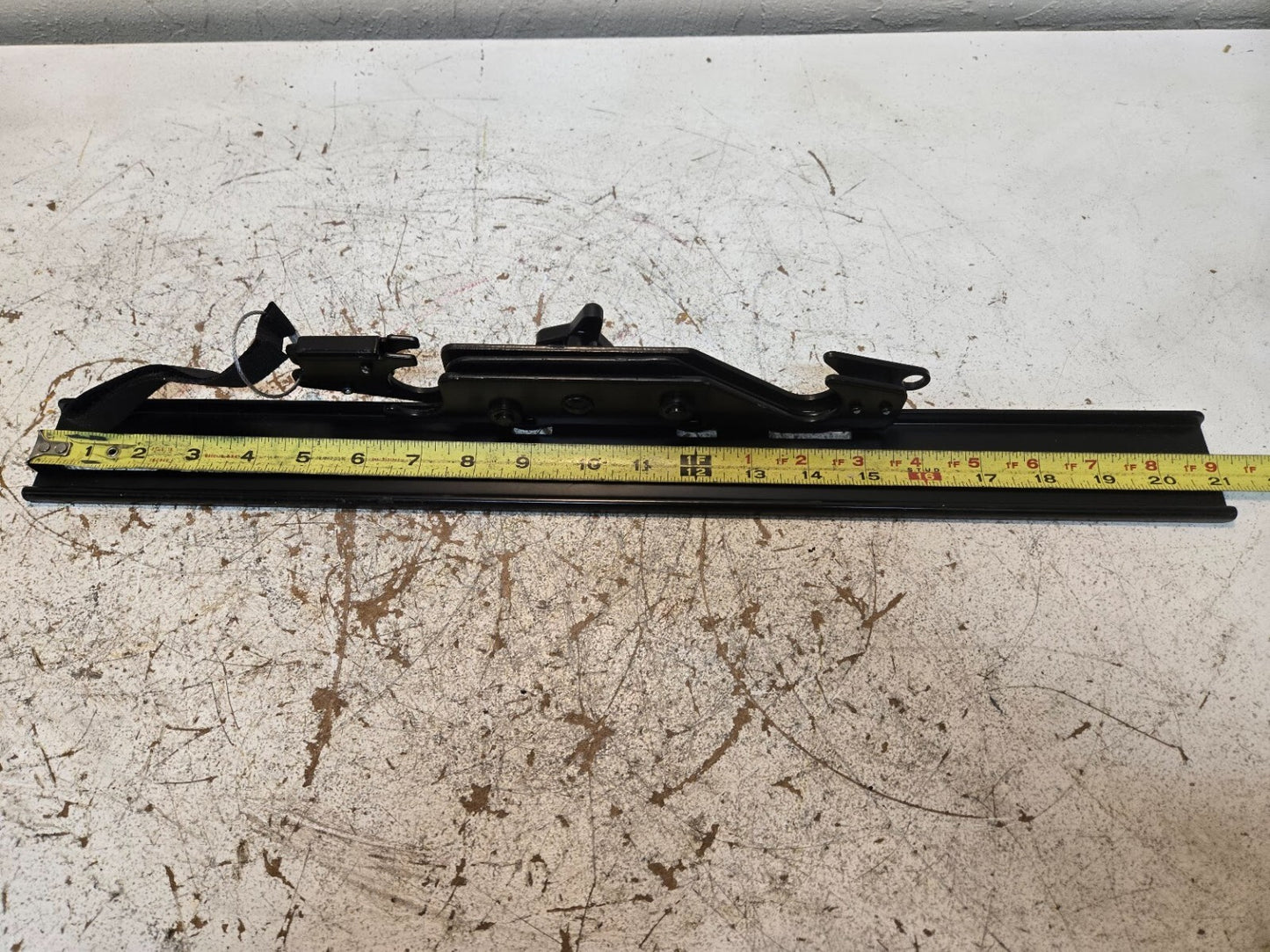 Chief Mfg Tilting TV Wall Mount for MTA1U