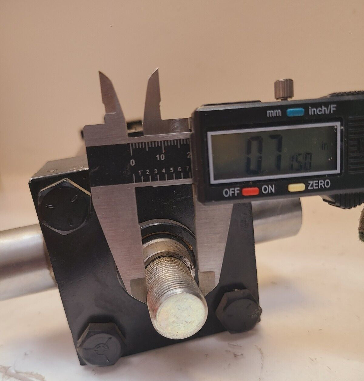 Lehigh Pneumatic Air Cylinder Model HP25 S/N 1029355 | 19676