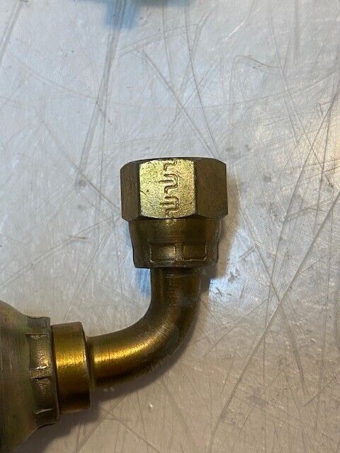 7 Quantity of Parker 1394344 Hydraulic Coupling Adapter Fittings (7 Quantity)