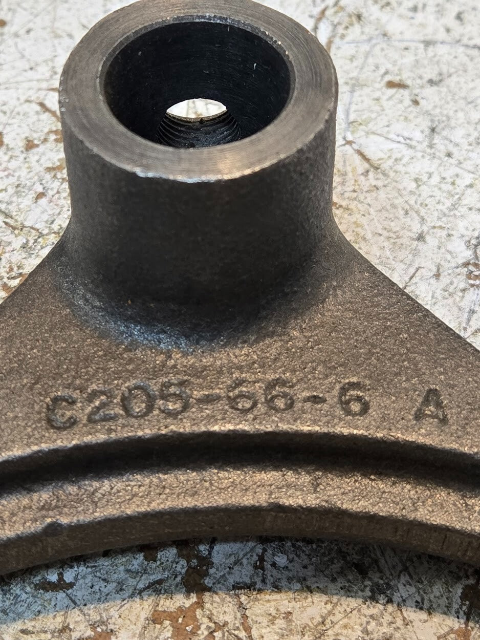 Transmission Shift Fork C205-66-6 A | D6A | 05 384