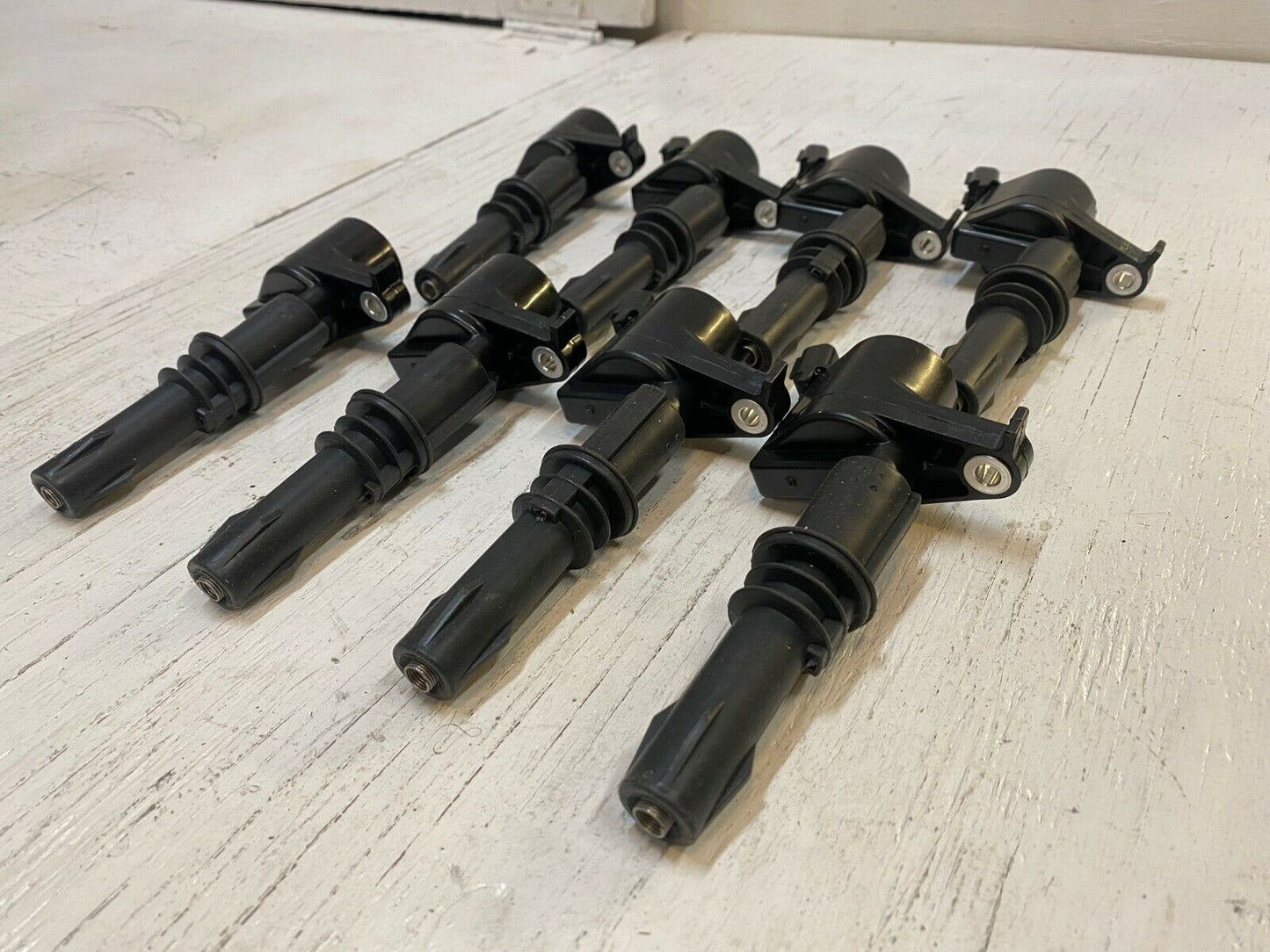 8 Bosch 2418 Ignition Coils (8 pack)