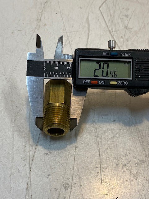Weatherhead 90 Degree 1/2" Brass Inverted Flare Elbow 402x8x8 | 21mm Thread