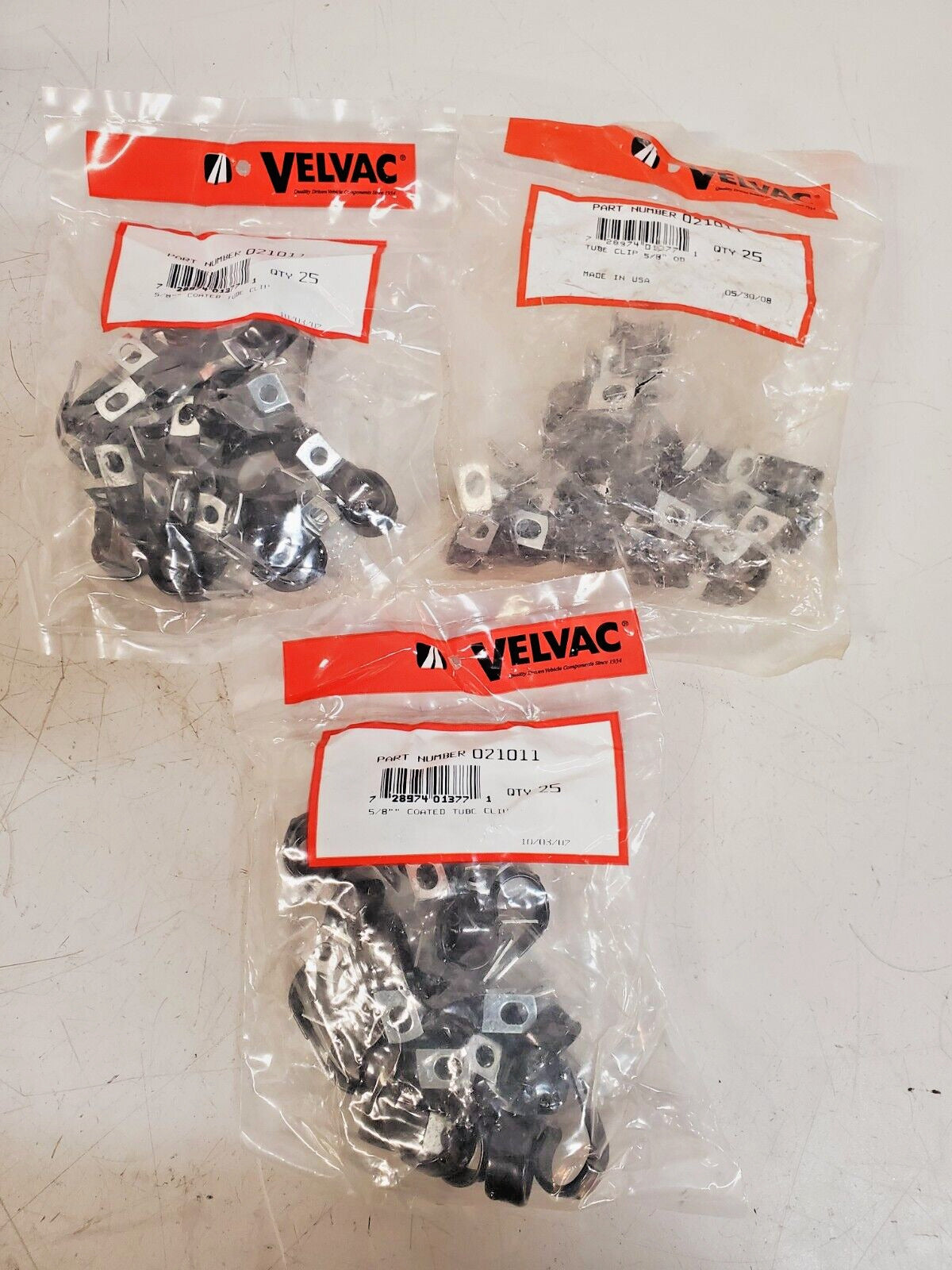 3 Packs of 25 Units of Velvac Coated Tube Clips 021011 (75 Total Qty)