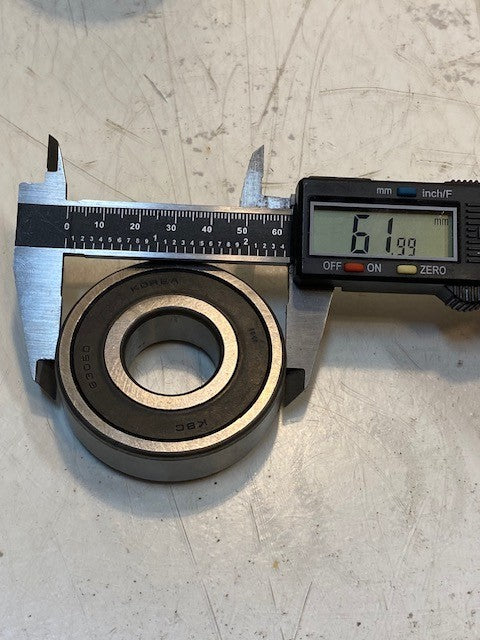 4 Quantity of KBC 6305D Double Sealed Ball Bearings 25x62x17mm (4 Quantity)