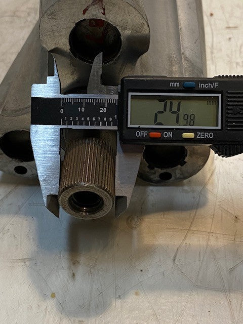 Detroit Diesel Blower Rotor 1-8926407 | R-1305 | NDH | 15" Long 25mm Thread