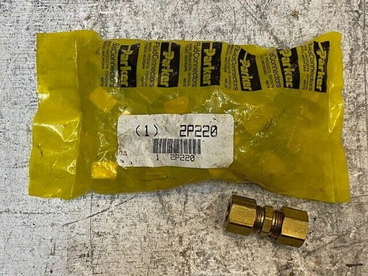 8 Quantity of Parker 2P220 Brass Union Compression Fittings (8 Quantity)