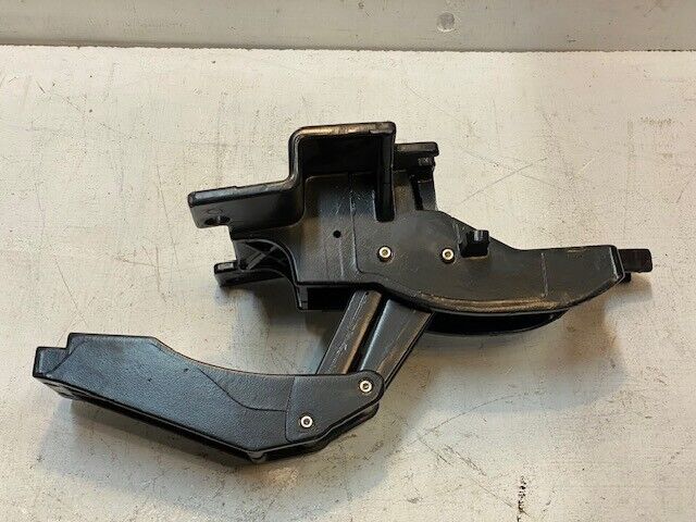 8014-010-08 Land Rover Side Step Bracket FSMOR41 | A380