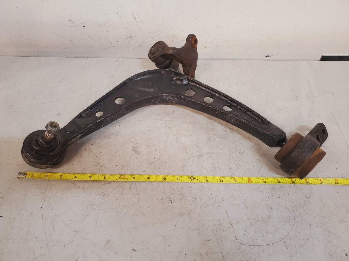 BMW Left Suspension Control Arm R788 | BV