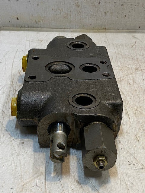 Hydraulic Directional Control Valve Section 976427