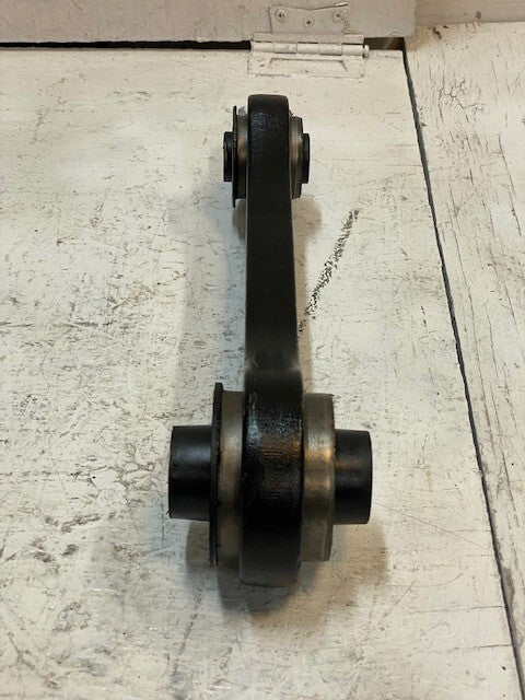 Suspension Control Arm AXB2605514 667810 NR