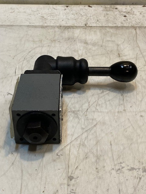 Manual Hydraulic Directional Control Valve  97351400-CV