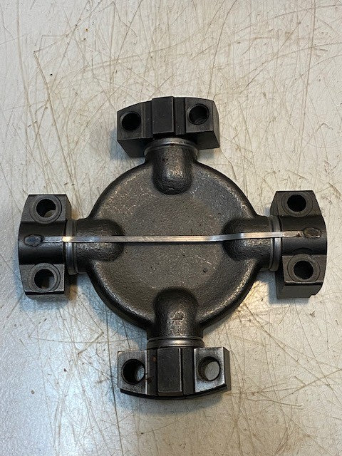 Power Loader Universal Joint Cross & Bearing Assy Spider U-Joint 8-1/4" Wide