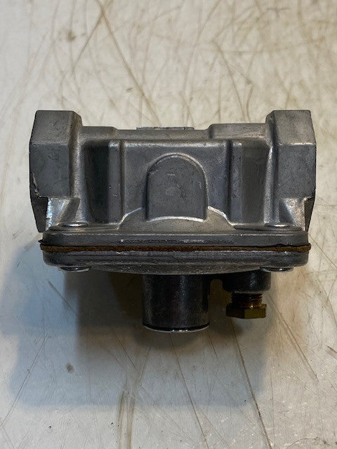 Maxitrol RV48 Poppet Style Gas Pressure Regulator 0129108 | 1/2 PSIG 3.0" - 6.0"