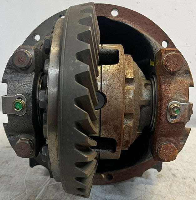 Differential 3rd Member Assembly 5N218A  Rear End Carrier Gear 38 Tooth