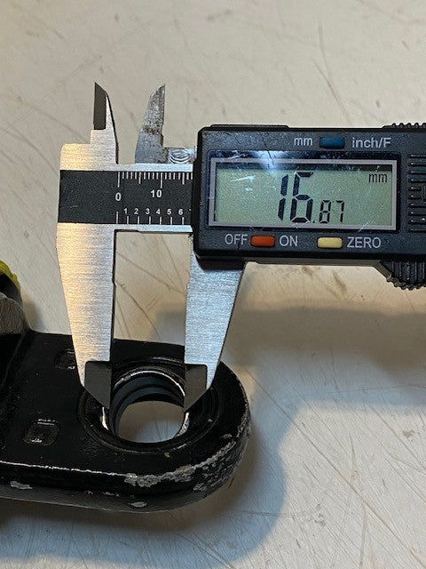 Hydraulic Cylinder 20" Long 17mm Bore 50mm Shaft OD 22mm Thread