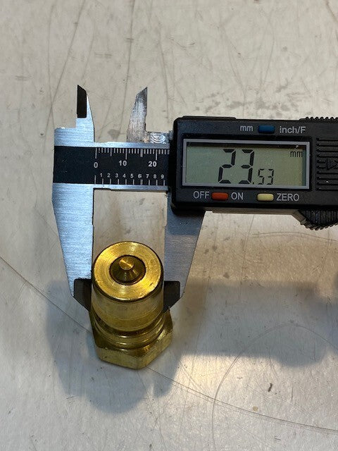 2 Quantity of Parker BH4-61 Valved Hydraulic Quick Connect Nipple (2 Quantity)