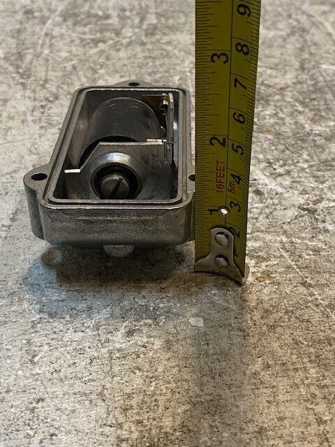 HMS Roosa Master Top Cover for Injection Pump 4-1/2" x 2-1/4" x 2-1/2"