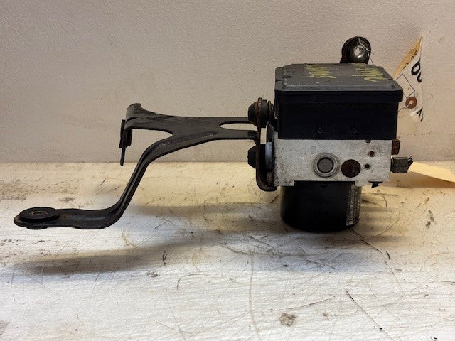 2006 Jaguar ABS Controller with Bracket | 5W93-2C405 | 10.0926-1006.3