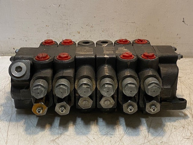 Tenneco Monoblock Directional Control Valve 1346082C2 | JJB9002101