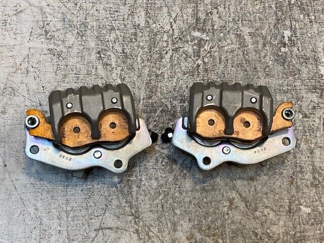 Pair of Brake Calipers S2210GG A & B | 5" x 3-1/2" 3-1/2"