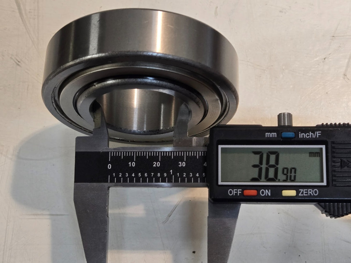 Metal Shielded Ball Bearing 88128R | 80 mm OD 38.9 mm Bore 27.37 mm Thick