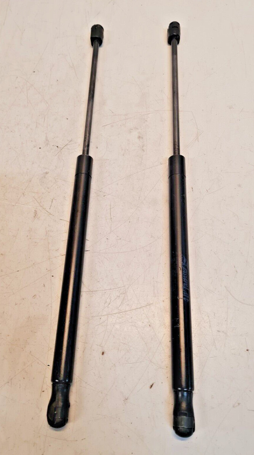 LeisureLift High Pressure Gas Spring 439773 | 197/13