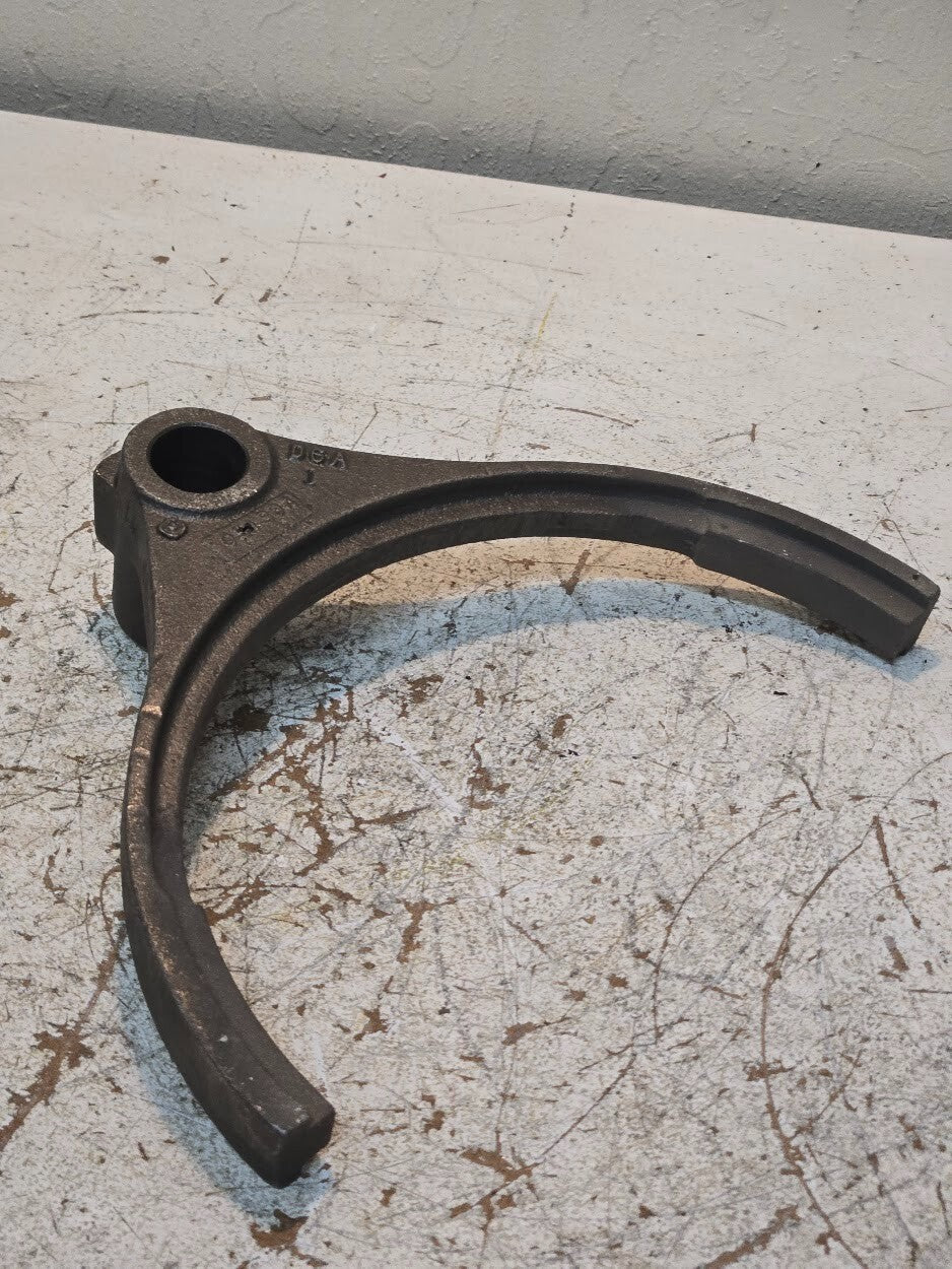 Transmission Shift Fork C205-66-6 A | D6A | 05 384