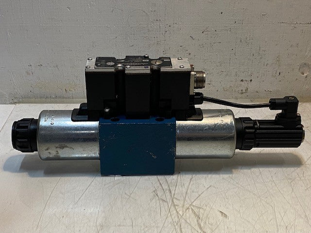 Rexroth Proportional Directional Valve 4WREE10V75-20/G24K31/A1V | 204522A450