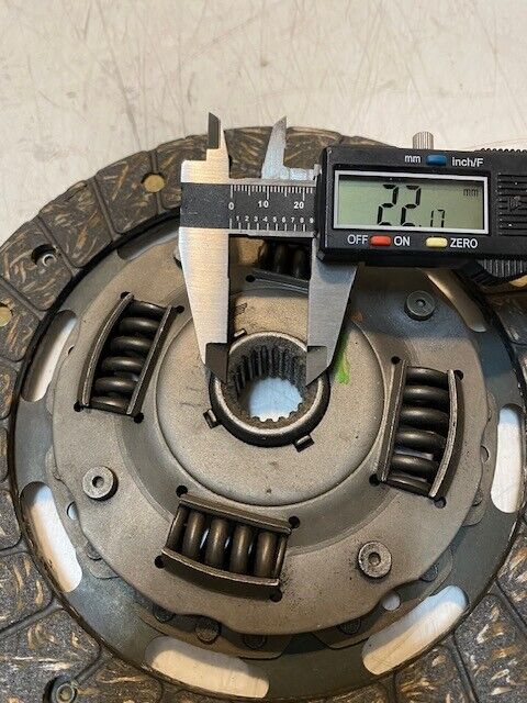 Clutch Friction Disc 112570 | 22mm Bore 20-Spline 8-3/8" Diameter