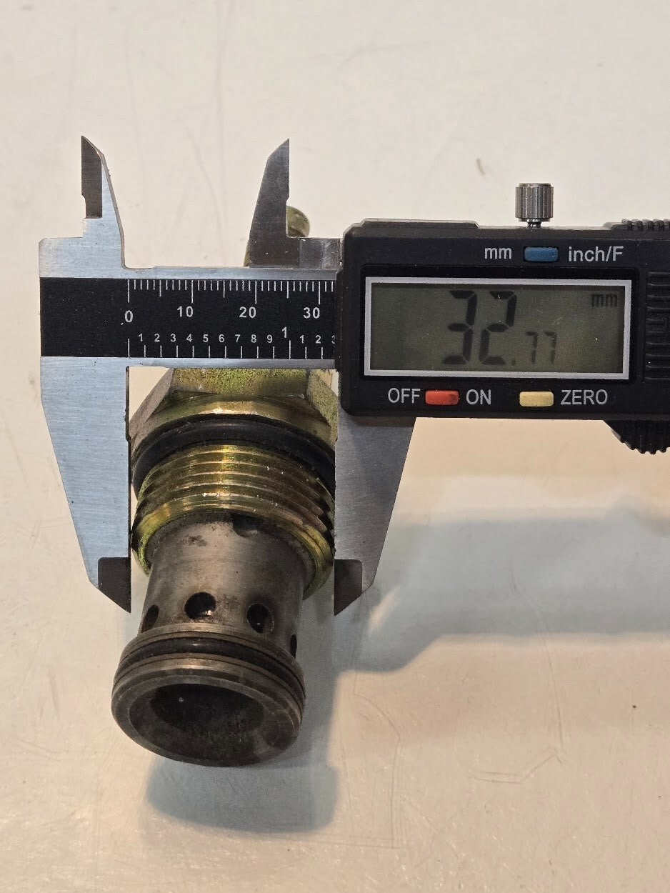 Vickers RV5-16-S-0-30 Pilot Operated Relief Cartridge Valve 4-1/4" Long 19mm Hex