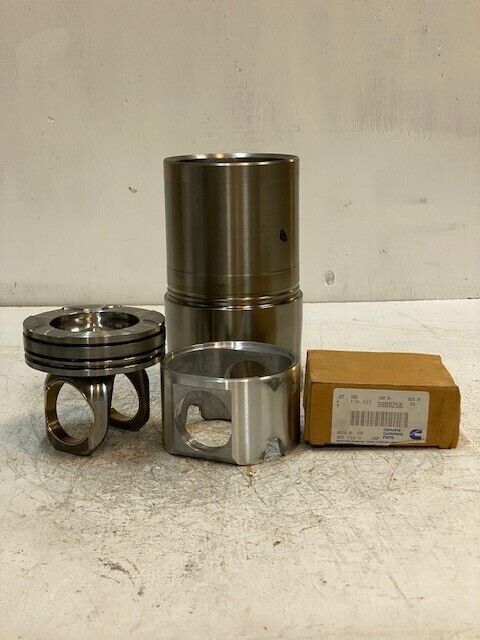 Cummins Piston & Cylinder 3896030 | 3800256 | Pictured Parts Only