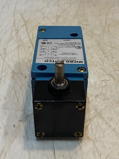 Honeywell Micro Switch Heavy Duty Limit Switch LSA7L for Actuator Type Roller