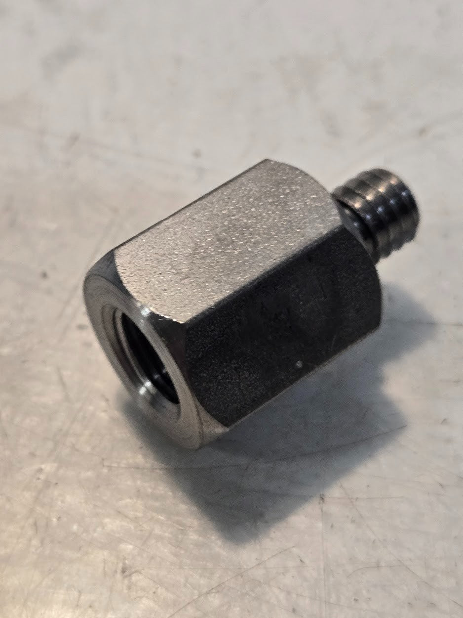 6 Quantity of Versa P-1002-11A-H2 Hydraulic Adapter Assembly | 1/8" (6 Qty)