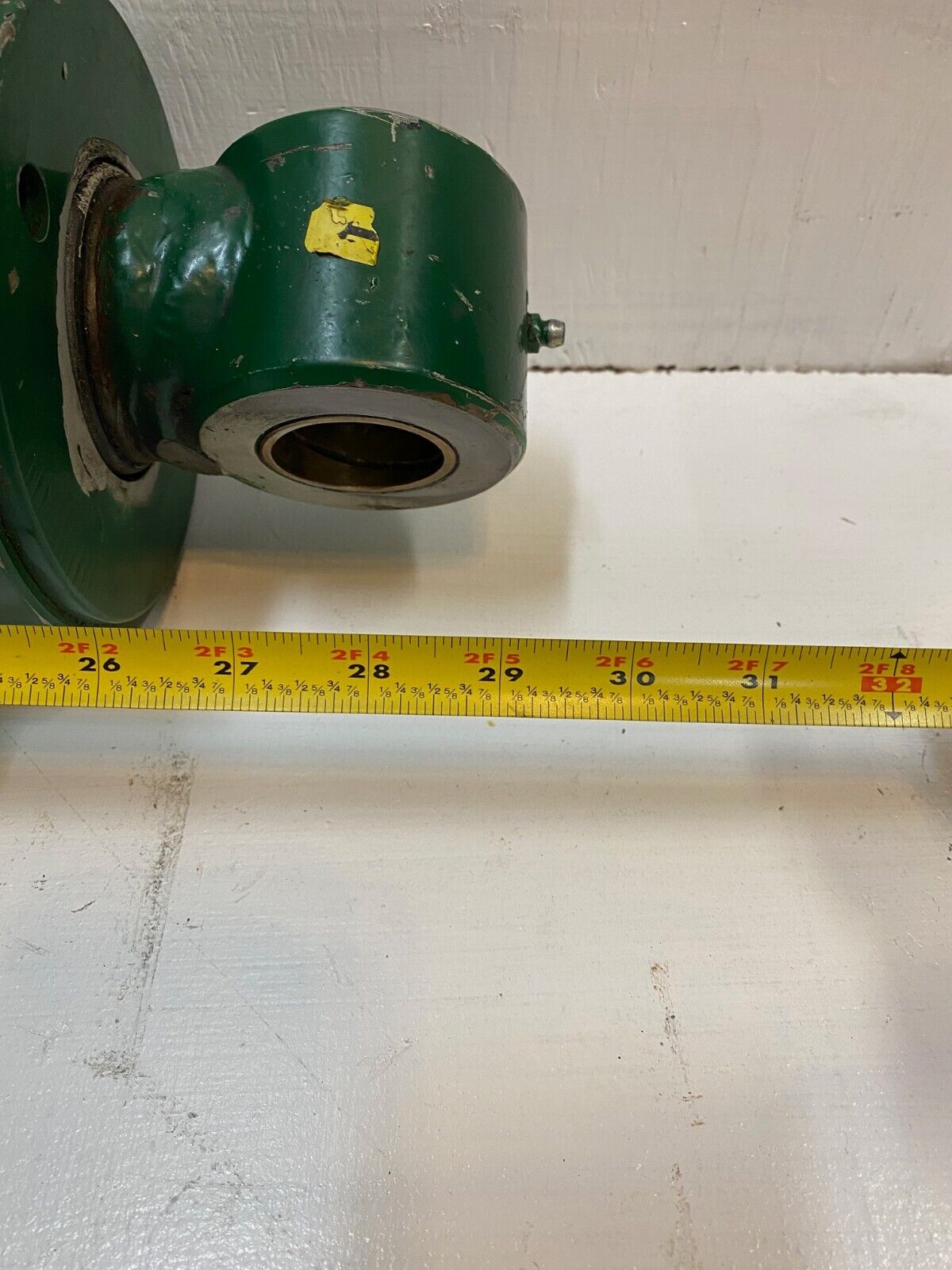 Hydraulic Cylinder 29-1/2" Length 6" OD 38 mm Bore