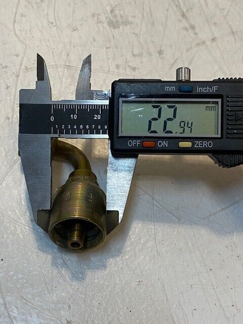 7 Quantity of Parker 1394344 Hydraulic Coupling Adapter Fittings (7 Quantity)