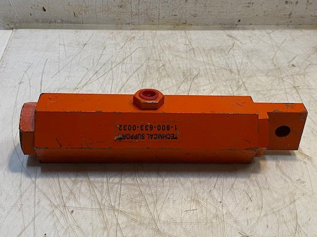 Vibco Piston Pneumatic Industrial Air Vibrator End Mount 9-1/4" Long 51mm OD