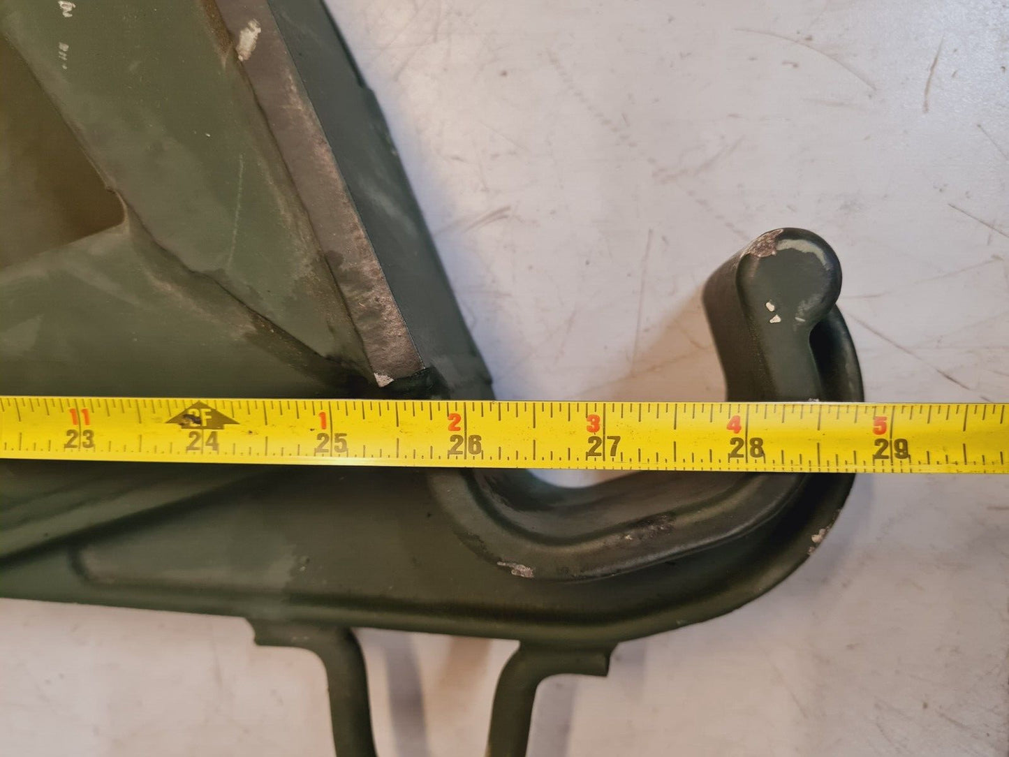 Dump Truck Tailgate Side Support 19207-8758630 | MFR 7J015