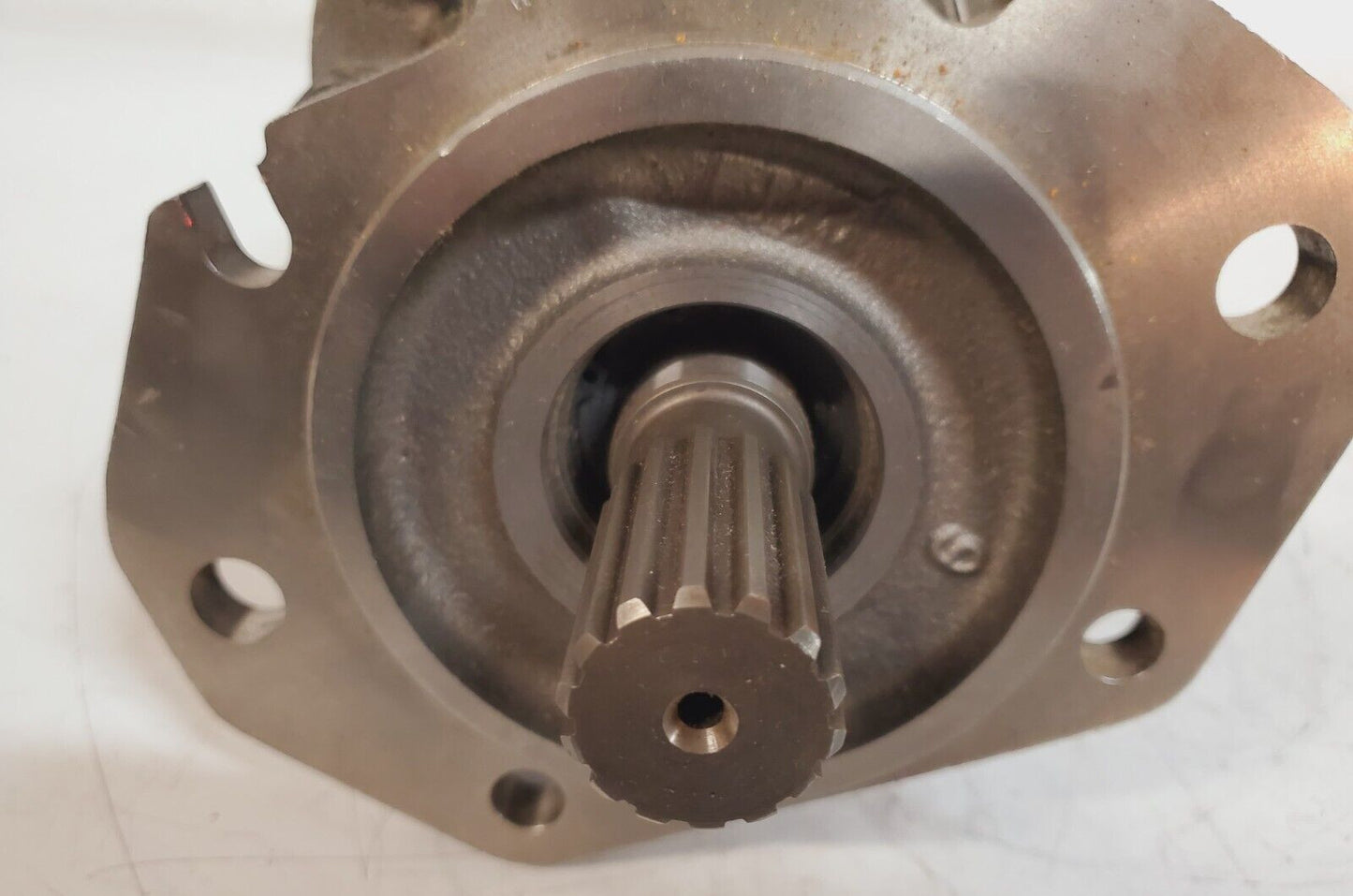 Concentric Rockford Hydraulic Pump 2993115-4912 | F30W-8D21C2-A34A12-S156 DAMAGE