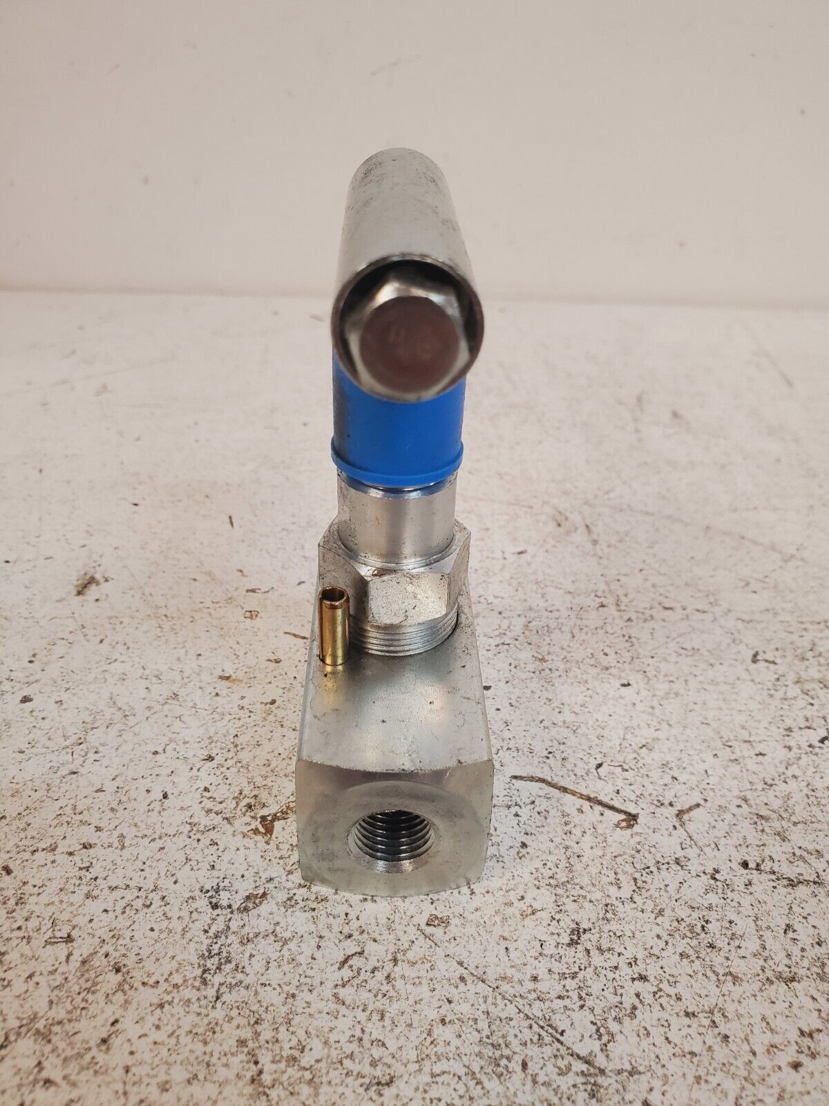 KF Industries Needle Valve 1/4" 25-145 | 6000 PSI