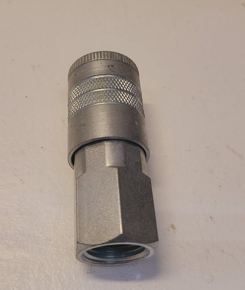 4 Quantity of Quick Connect Couplers 1/2" Female NPT x 1/2" Body (4 Qty)