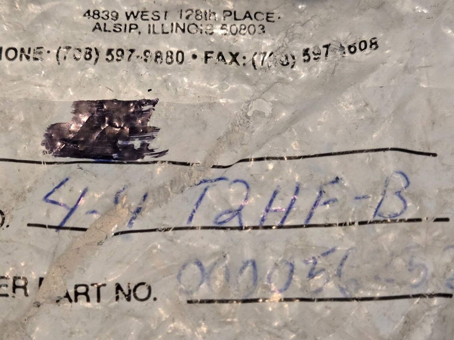 12 Quantity of Parker 4-4 T2HF-B 1/4" CPI Tube Fittings 1/4" Comp x Tube (9 Qty)