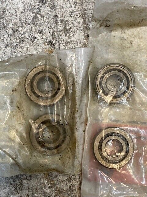 4 Quantity of International Bearings 1685465C1 (4 Quantity)