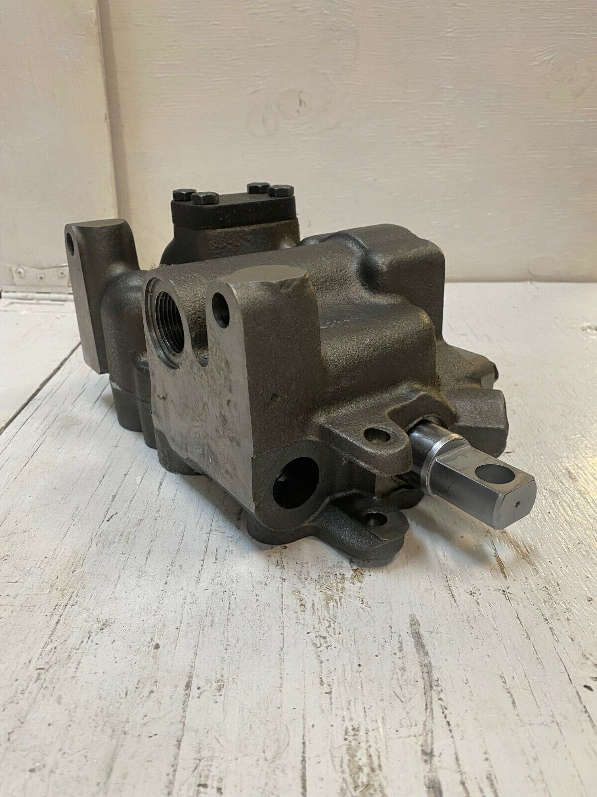 311687 Hydraulic Valve Single Spool 330726