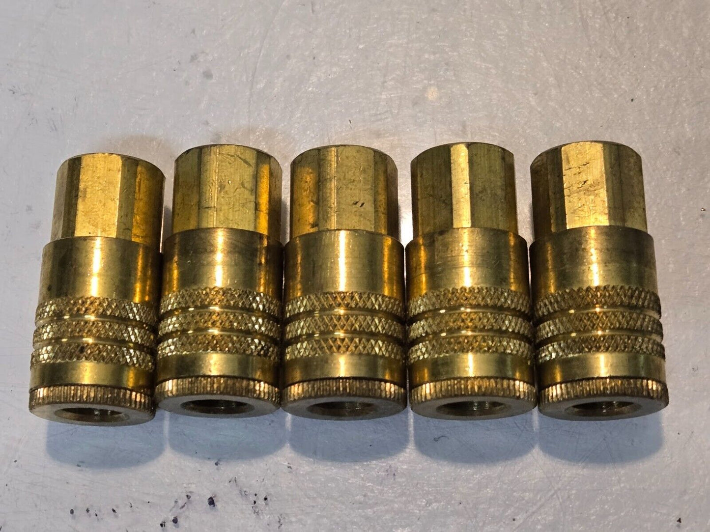 5 Quantity of 1/4" Quick Connect Couplings 1/4" FPT 19mm Hex (5 Quantity)