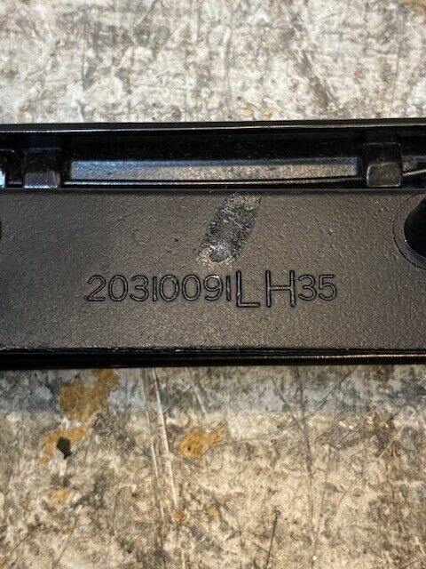 Outside Door Left Handle 20310091LH35 | 2031-0085LH